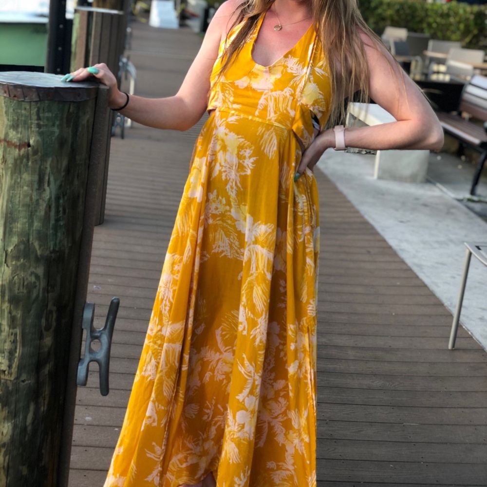 Free people flowy yellow maxi dress
